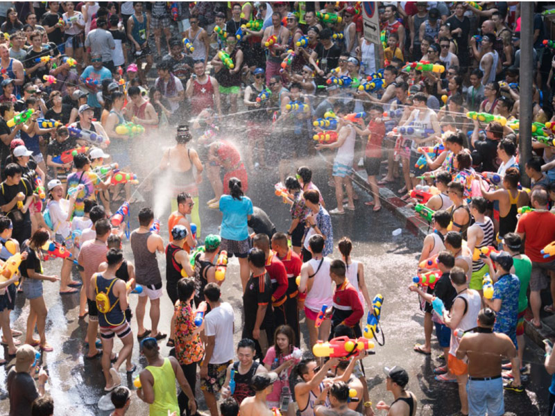 songkran-le-hoi-mua-xuan-chau-a