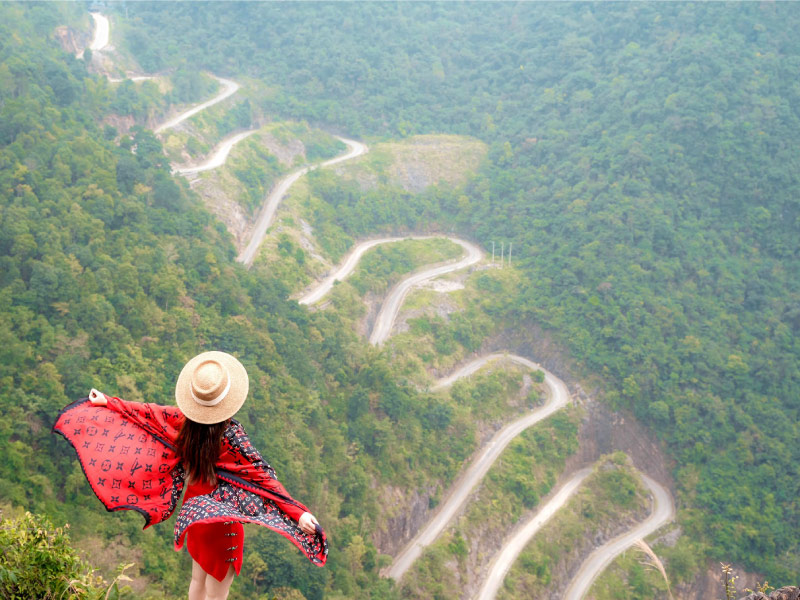 deo-khau-coc-cha-diem-tham-quan-cao-bang