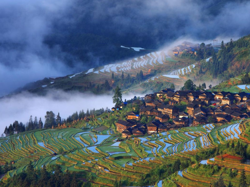 quy-chau-diem-du-lich-trung-quoc-khac-biet