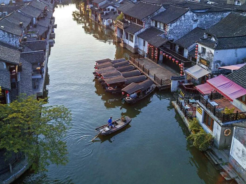 tay-duong-co-tran-giang-nam