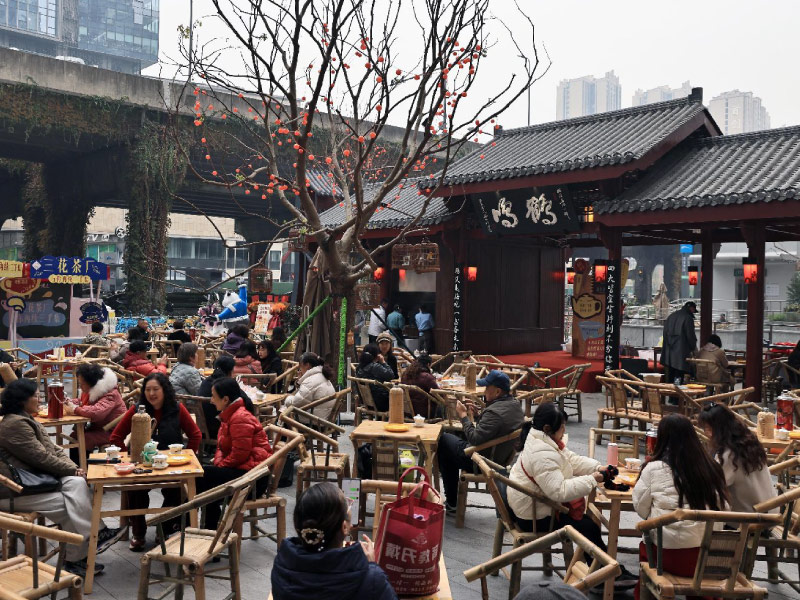 tra-quan-noi-moi-tang-lop-gap-nhau