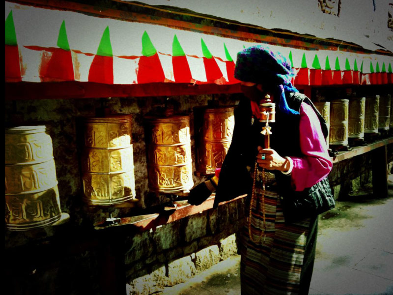 cach-su-dung-vong-xoay-mani