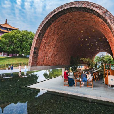 canh-duc-tran-tour-vong-tien-coc-5n4d