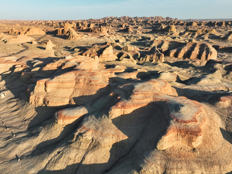 dia-hinh-yardang-ky-ao