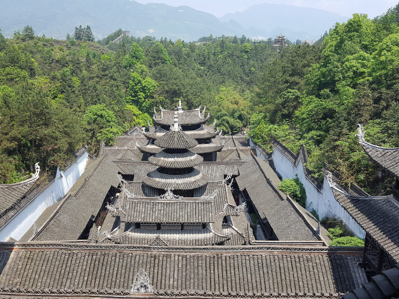 lau-dai-cuu-trung-thien-vuong-cung-tho-gia