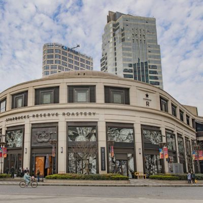 Starbucks-Reserve-Roastery-thuong-hai