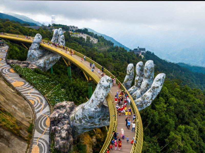 ba-na-hills-diem-du-lich-viet-nam-khi-hau-on-hoa-mua-he