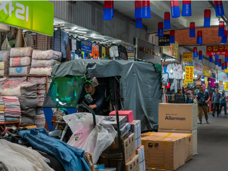khu-vuc-ban-buon-cho-Dongdaemun