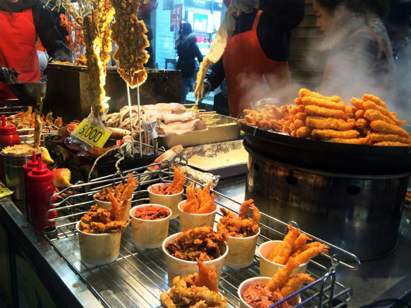 pho-am-thuc-Myeongdong