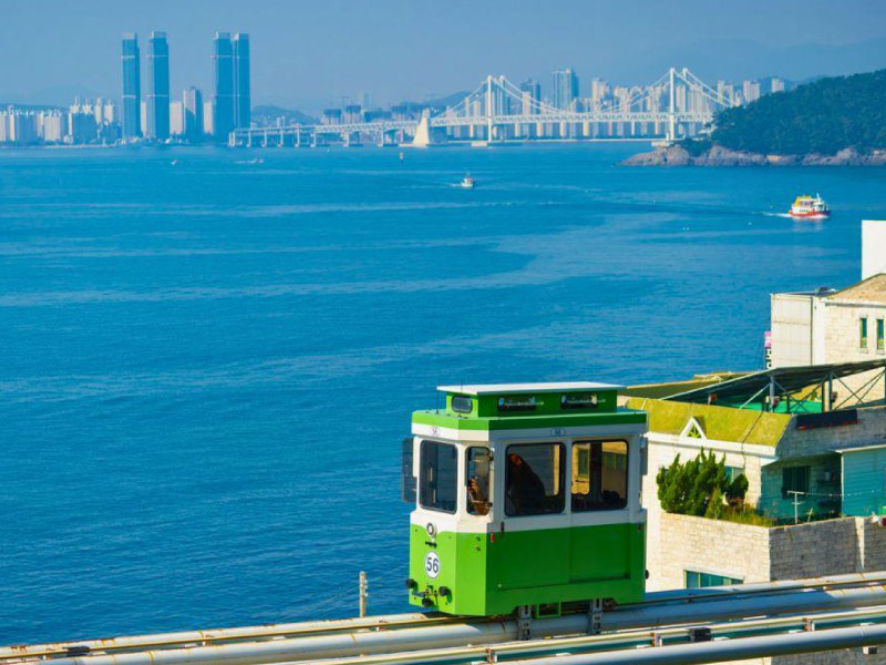 trai-nghiem-Blue-Line-Park-bai-bien-haeunda