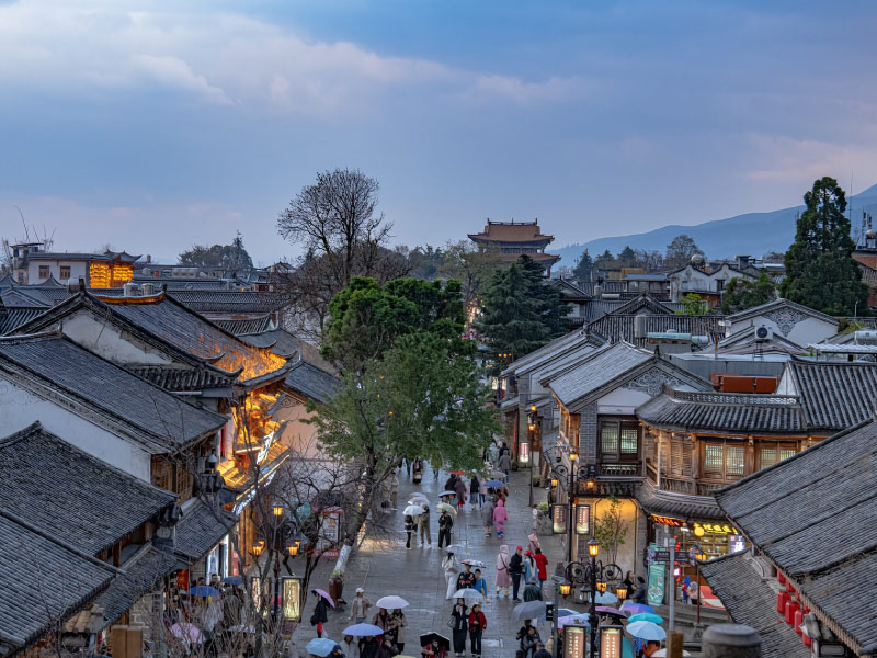 thanh-co-dai-ly-du-lich-chua-lanh