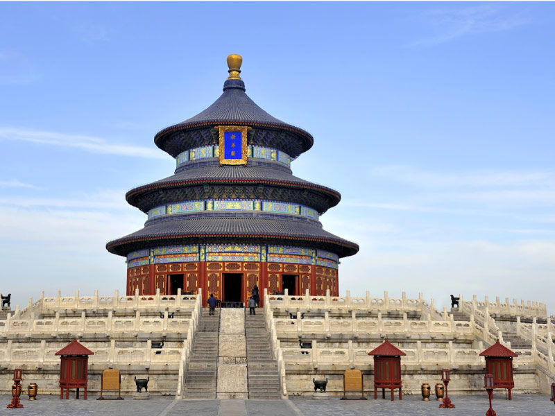thien-dan-bieu-tuong-noi-tieng-bac-kinh