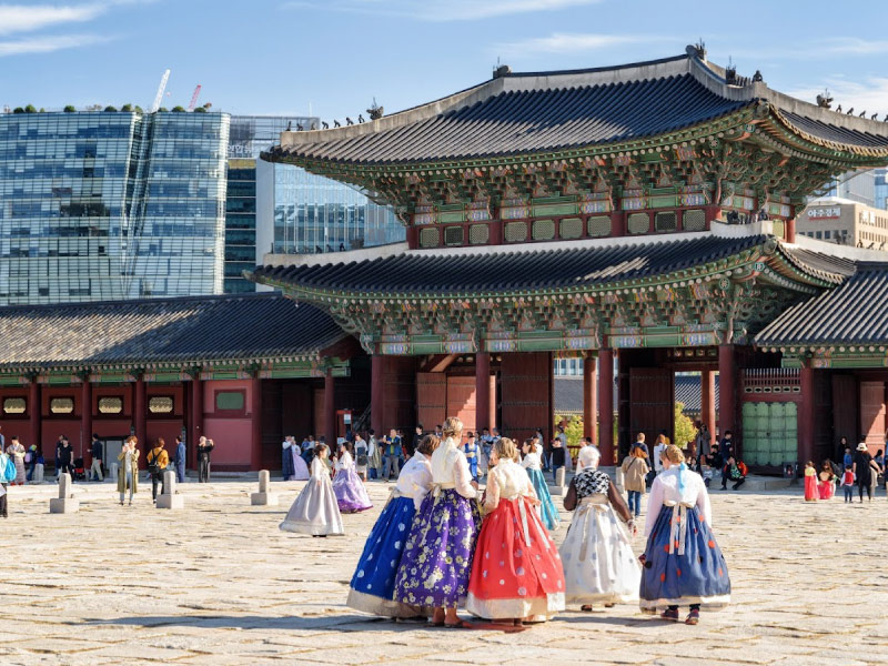 mac-hanbok-cung-dien-Gyeongbokgung