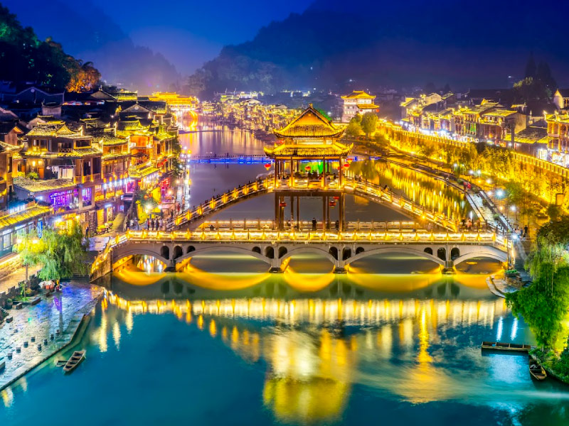 phuong-hoang-co-tran-tour-trung-quoc-mua-thu