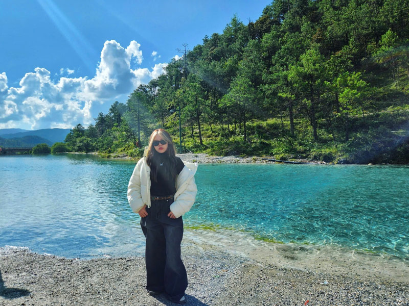 trang-phuc-du-lich-trung-quoc-mua-thu