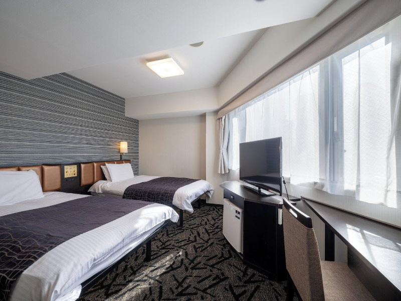 APA-Hotel-Higashi-Shinjuku-Ekimae-khach-san-nhat-ban-binh-dan