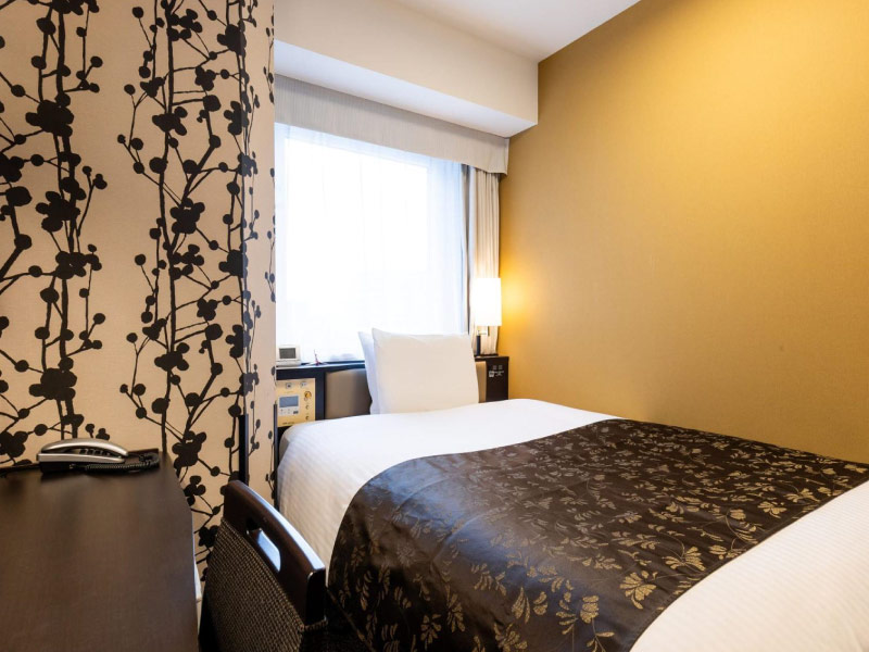 APA-Hotel-_-Resort-Midosuji-Hommachi-Eki-Tower