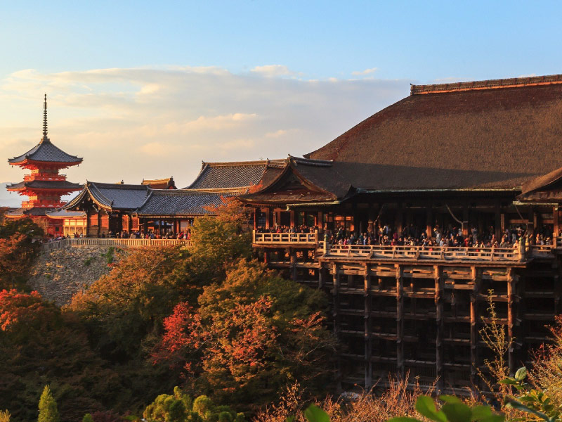 chua-Kiyomizu-dera-diem-tham-quan-nhat-ban