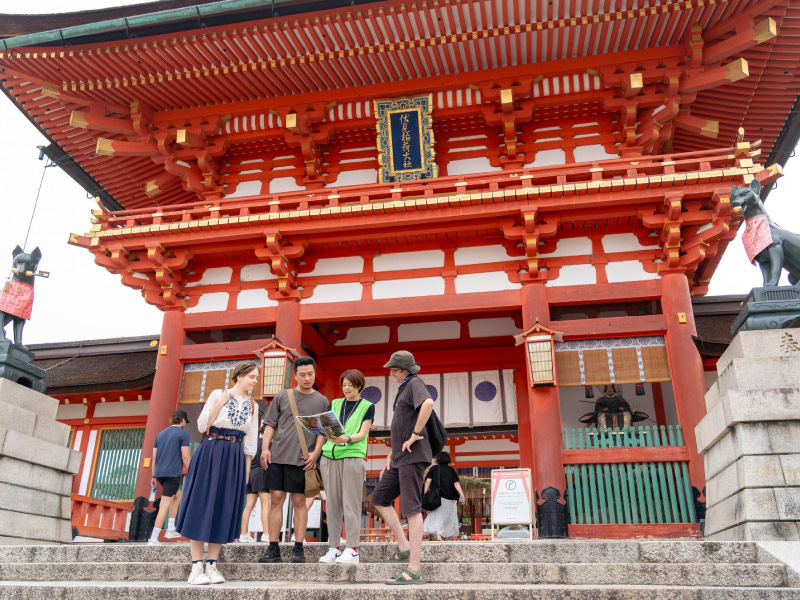 huong-dan-di-chuyen-den-den-Fushimi-Inari