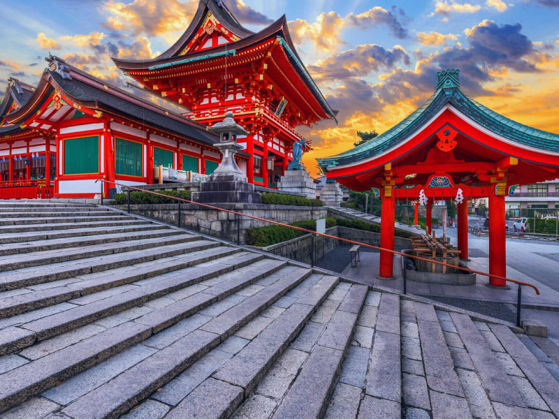 y-nghia-van-hoa-va-lich-su-den-Fushimi-Inari
